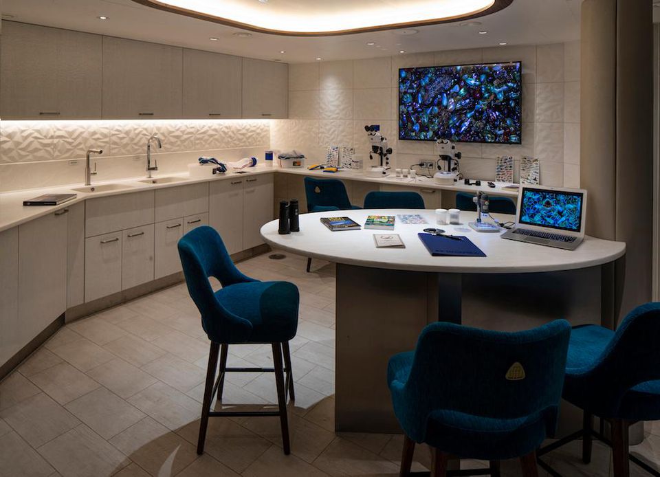 https___blogs-images.forbes.com_micheleherrmann_files_2019_07_1561325913_FL19-TheLabPR-1